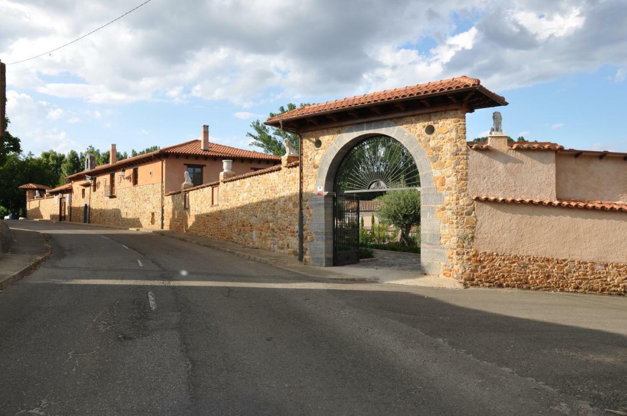 Palacio Del Conde De Rebolledo Villaviciosa de la Ribera Екстериор снимка